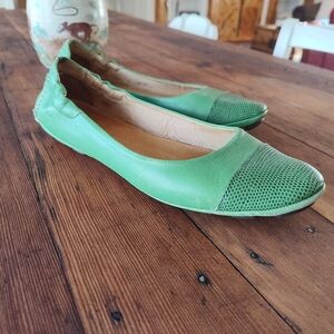 Peter Millar Womens Ballet Flat Shoes Green Snakeskin Round Toe Slip Ons 7